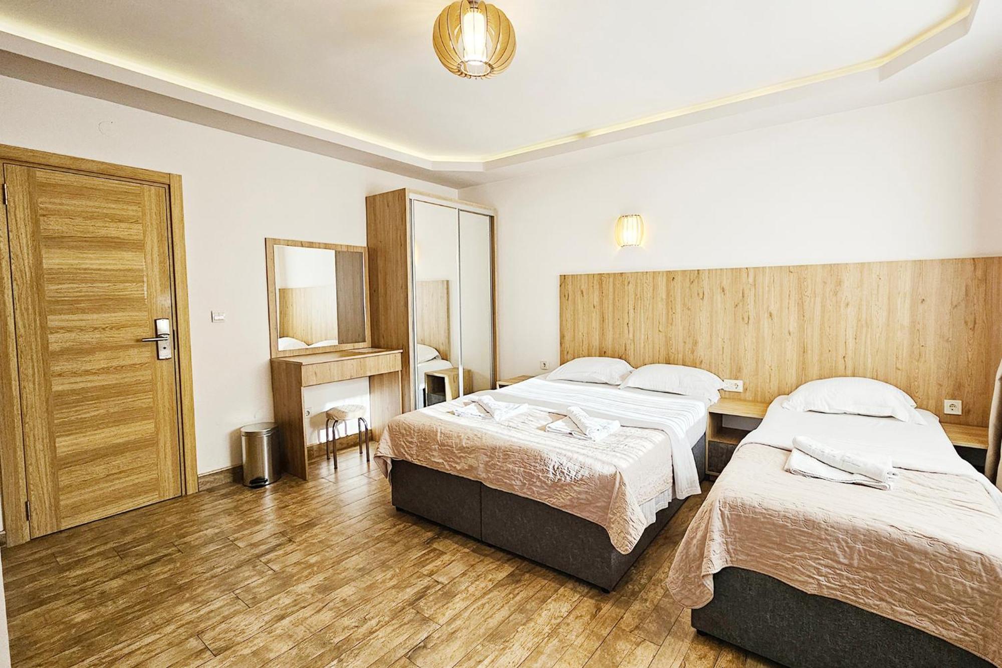 Апартаменти Montemaris